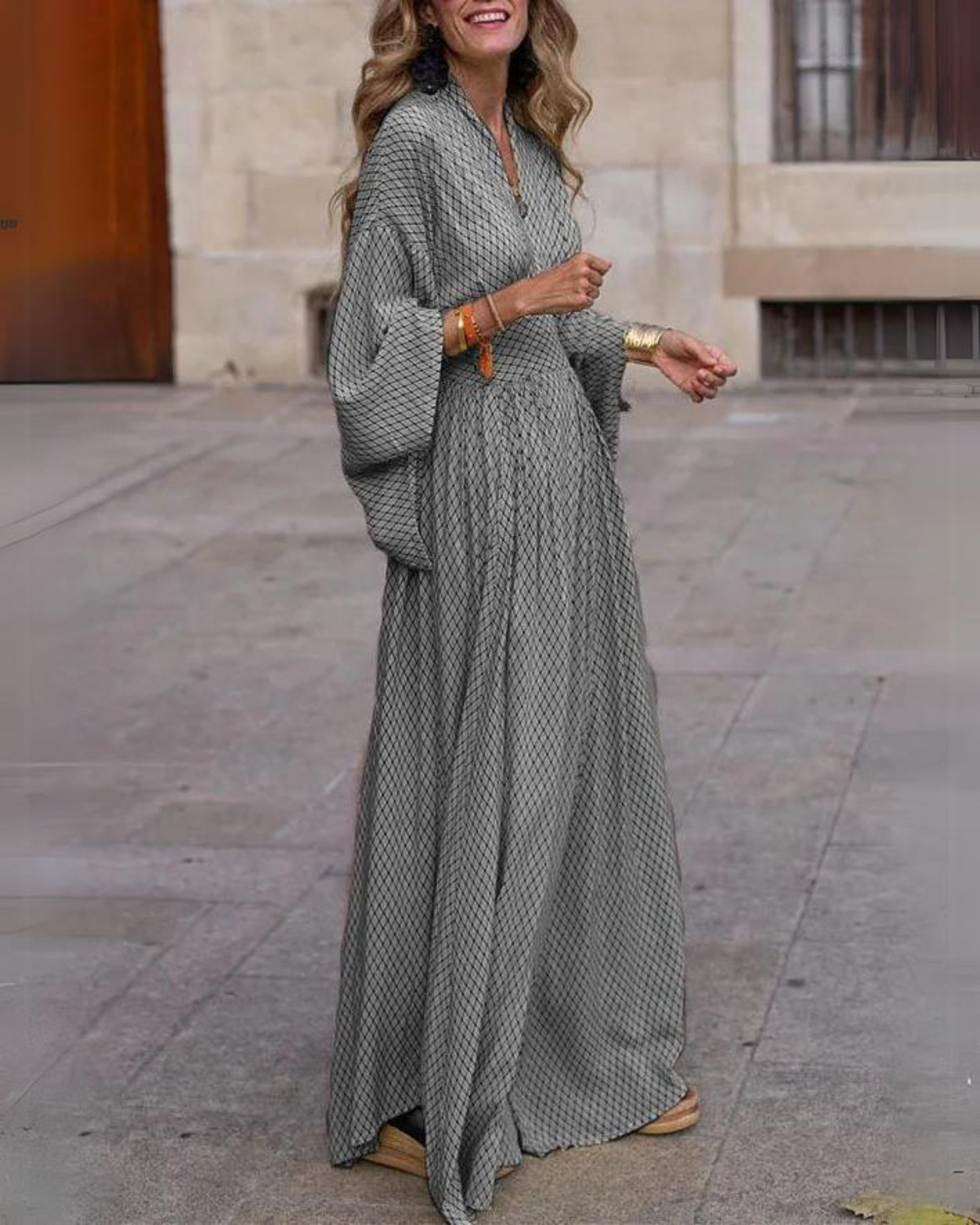 MILAS - V NECK LONG SLEEVES MAXI DRESS