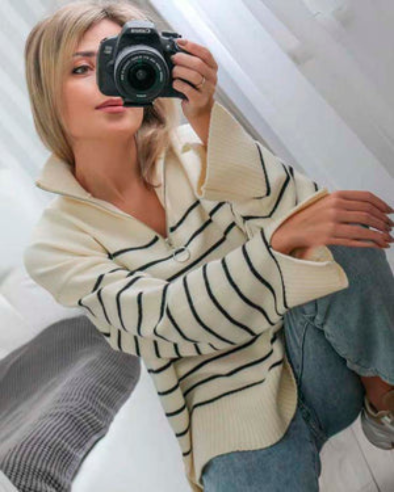 SAMA - ZIPPERED SWEATER WITH STRIPED TRICOT COLLAR