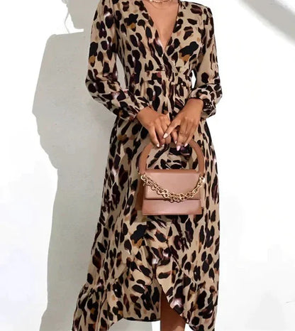 Nyla - Flattering V-Neck Leopard Print Dress