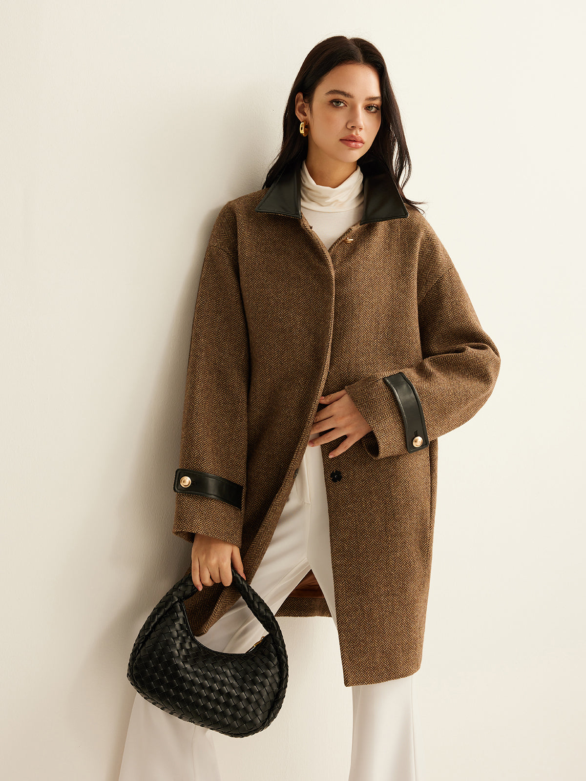 Contrast Collar Button Wool Coat