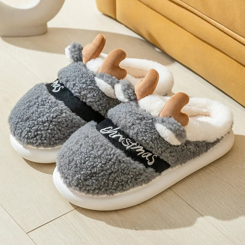 MERRY SLIP-MAS SLIPPERS