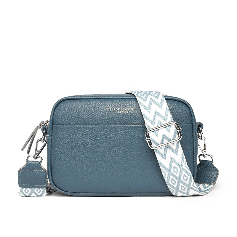 Nickita Shoulder Bag