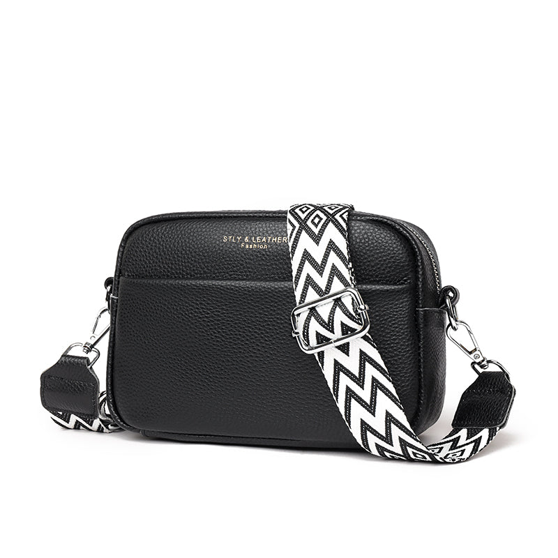 Nickita Shoulder Bag