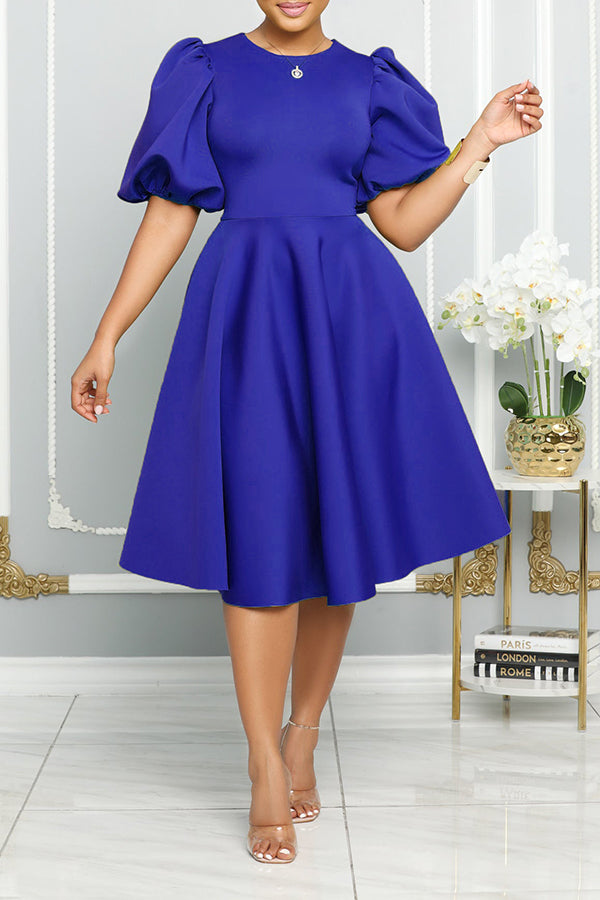 Bubble Short Sleeve Flare Midi Dress