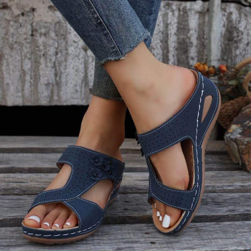 Comfortable correction peep-toe wedge heel fashion sandals