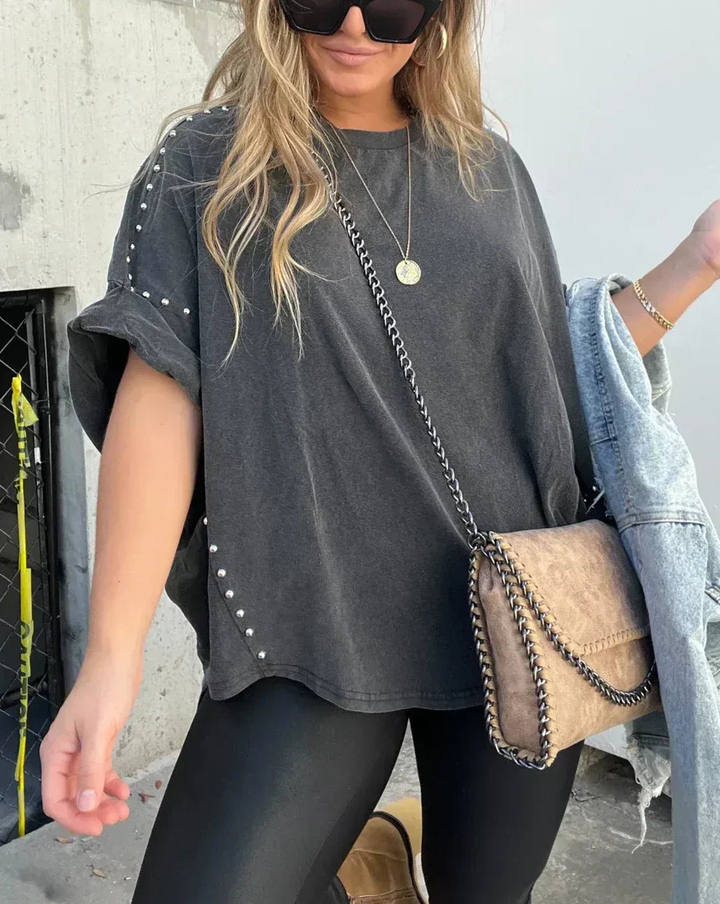 Bella™ Oversized T-shirt met Studs