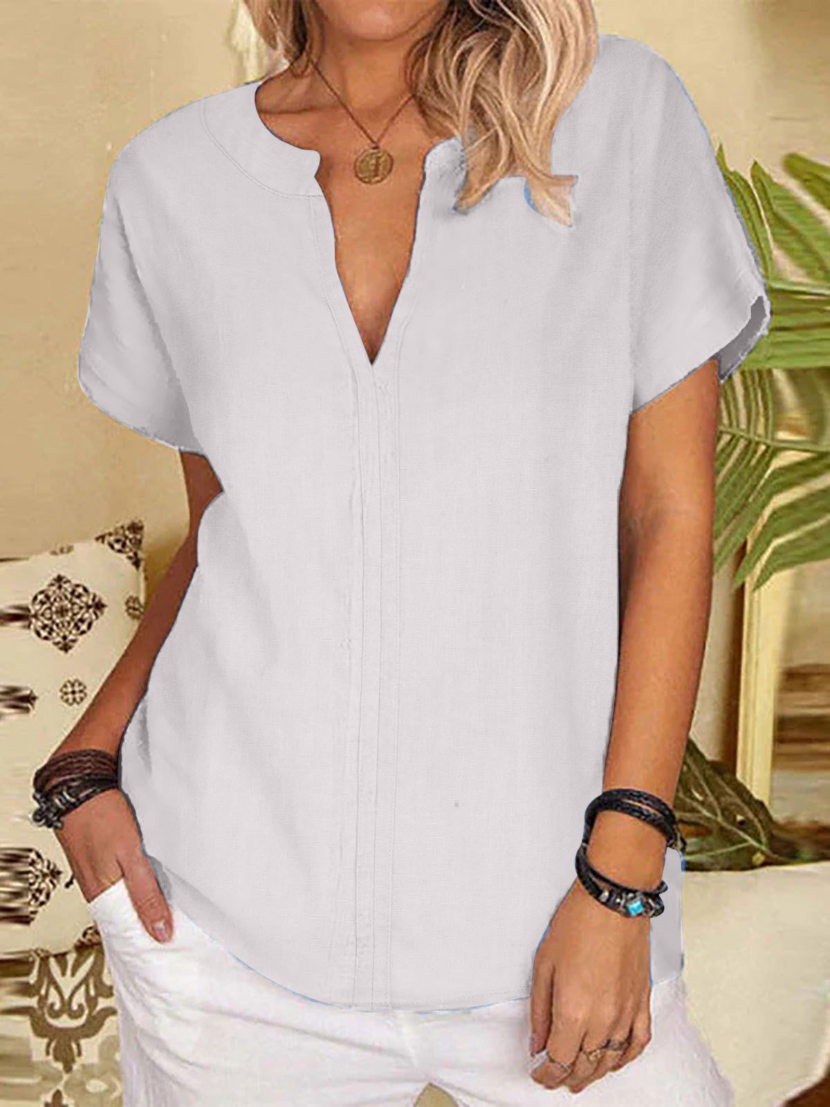 Basic V-neck Solid Color Short Sleeves T-shirt