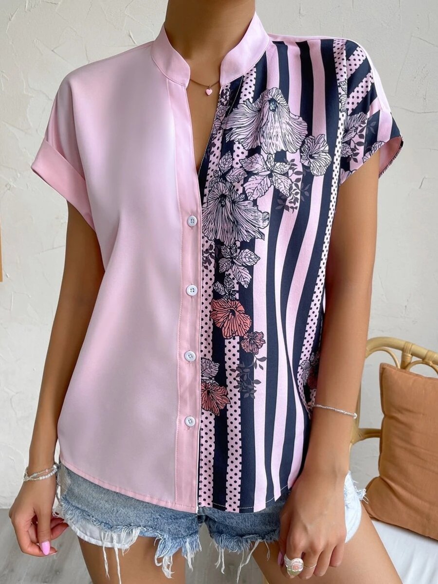 Contrasting Color Floral Button-up Blouse.