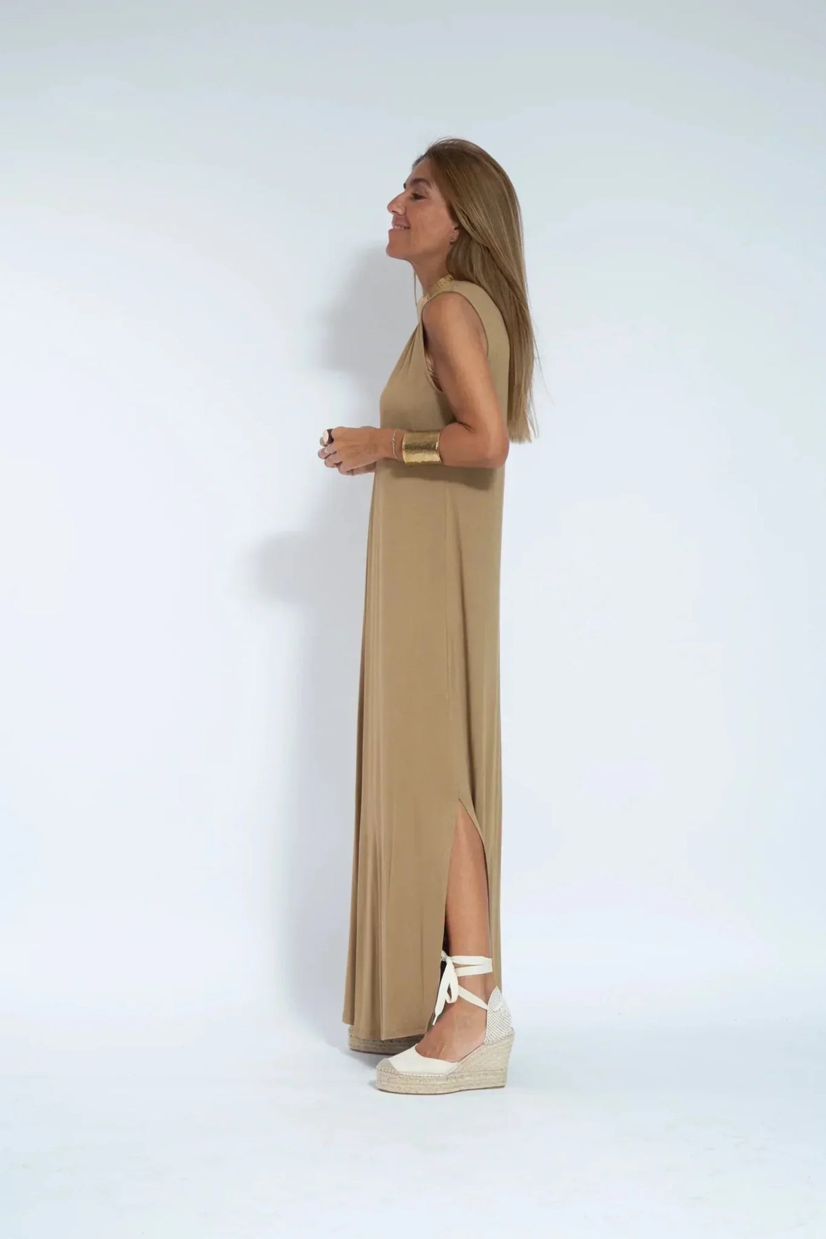 LILA GRACE | SLEEVELESS MAXI DRESS