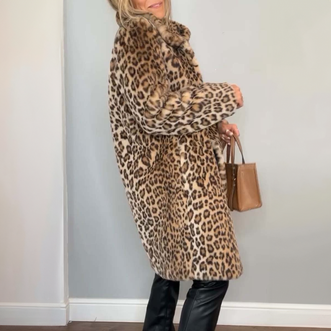 Daisy - Coat with leopard print